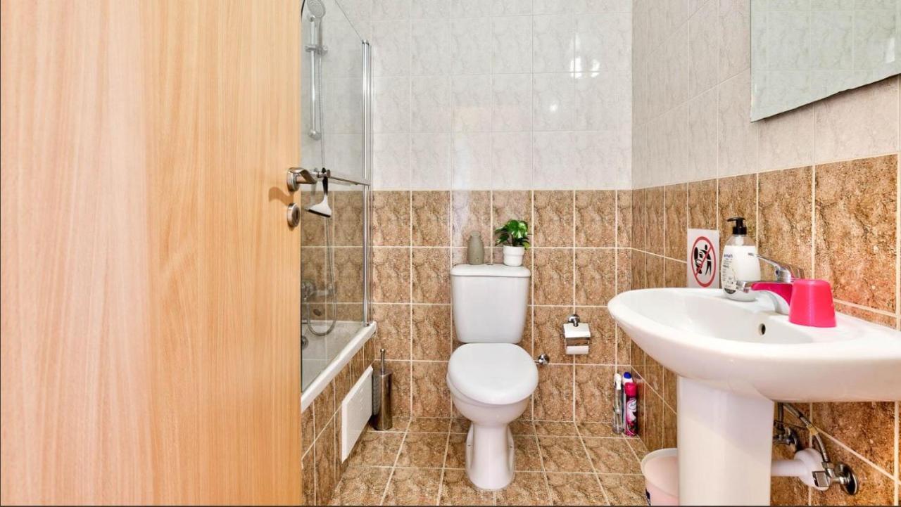 Spacious Contemporary Apartment 皮斯索里 外观 照片