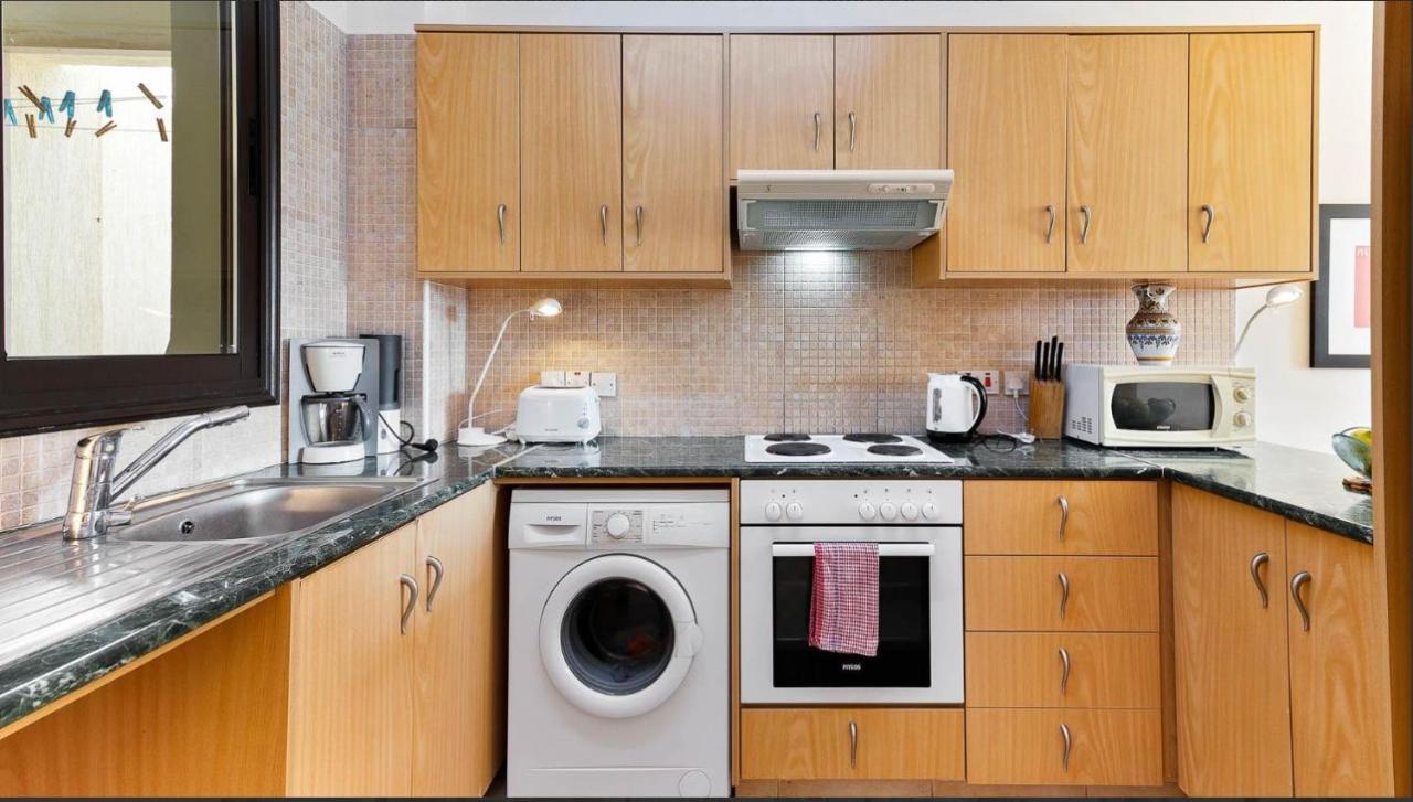 Spacious Contemporary Apartment 皮斯索里 外观 照片