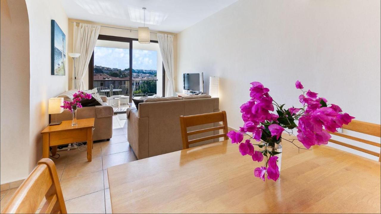 Spacious Contemporary Apartment 皮斯索里 外观 照片